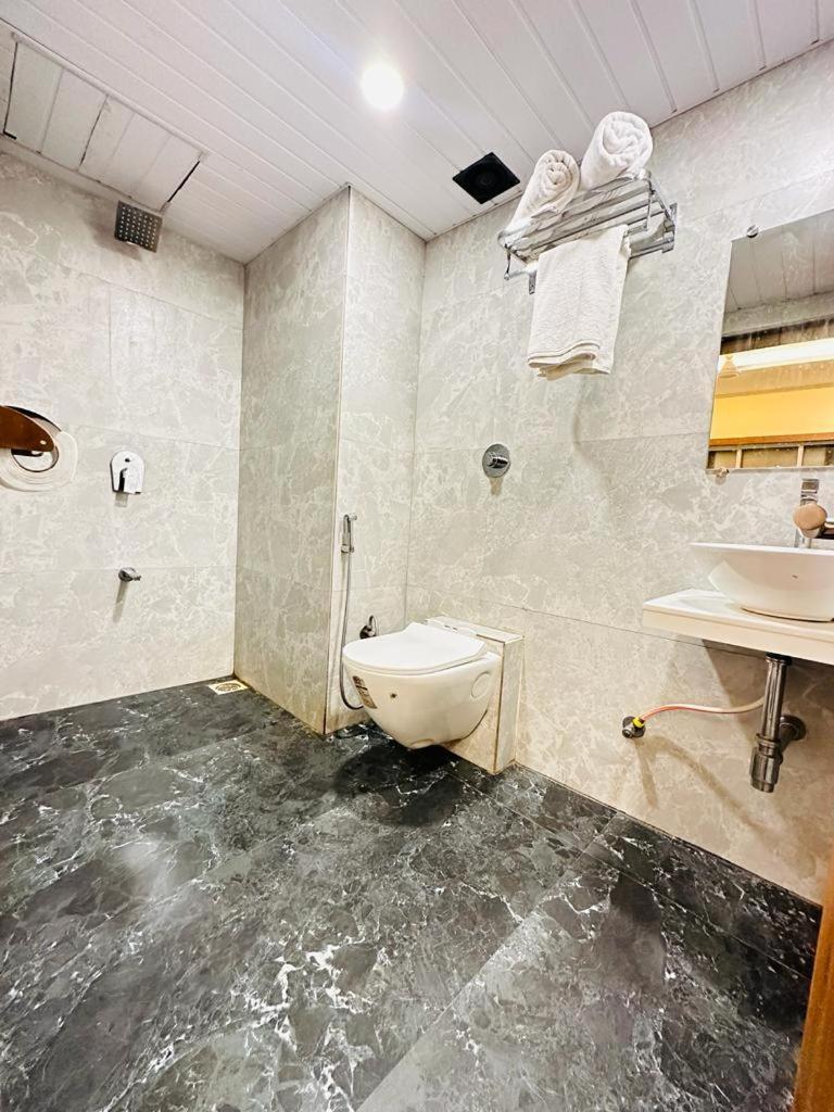 Hotel Bkc Downtown - Near Us Embassy 뭄바이 외부 사진